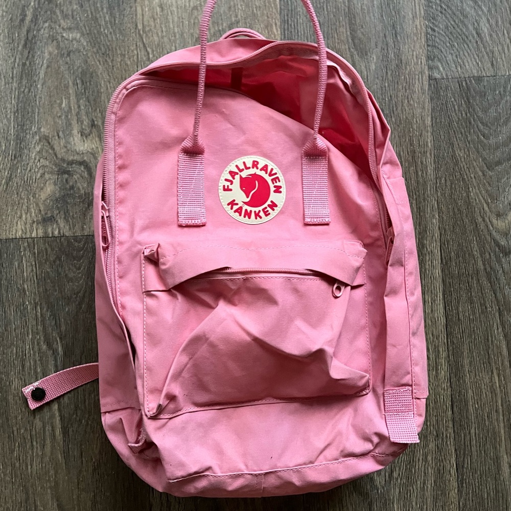 fjallraven kanken pink backpack